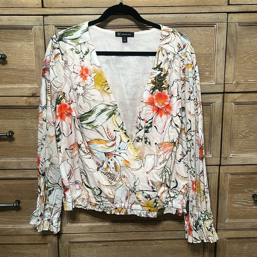 INC floral long sleeve top size XL